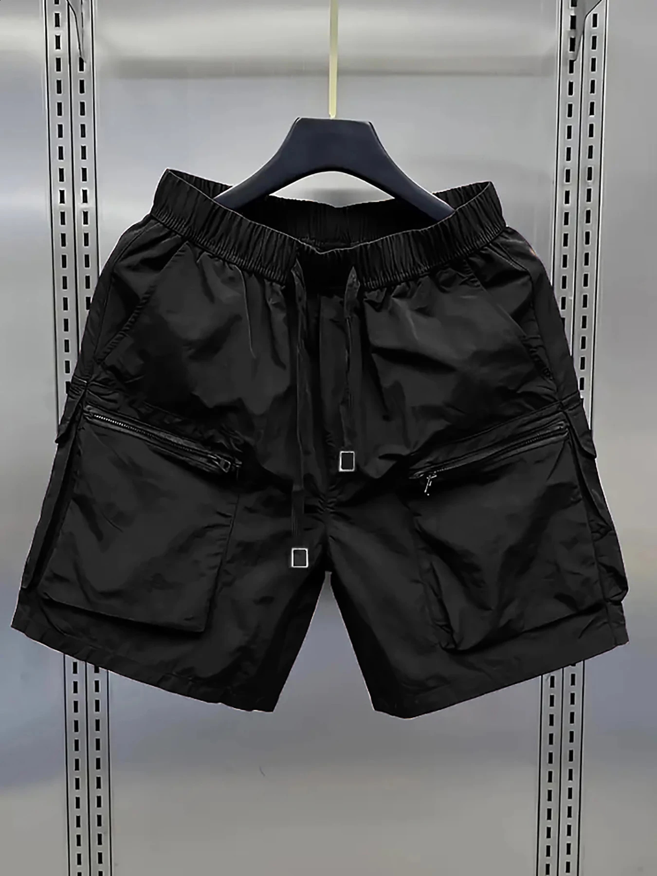 Short shorts made of ice silk with a cool feeling quickdrying thin multipocket loose fivepoint sports casual pants for 250828