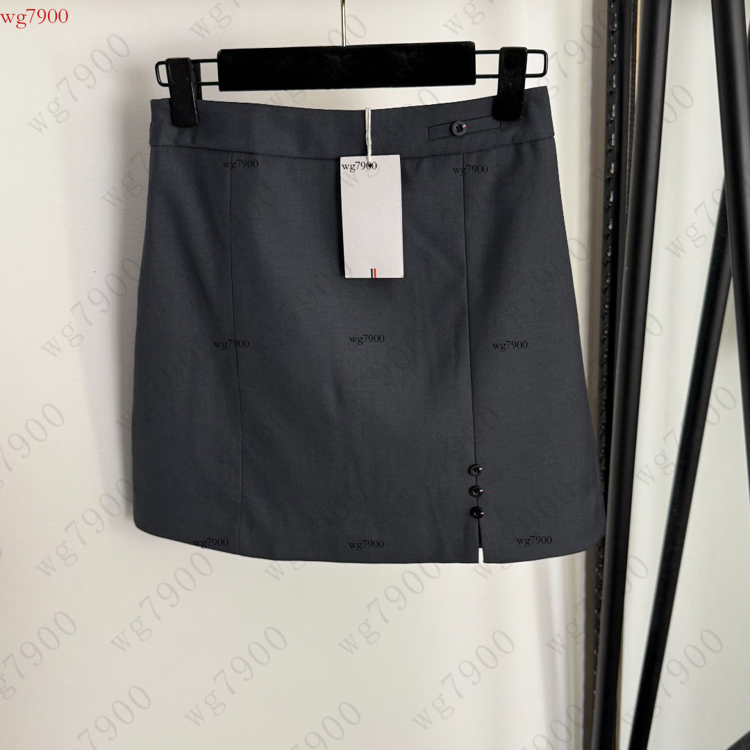 Women's Leather Short Skirt Designer High-Quality Stylish Street Style Outdoor Wear Bodycon Slimming Homecoming Season College Style Women'