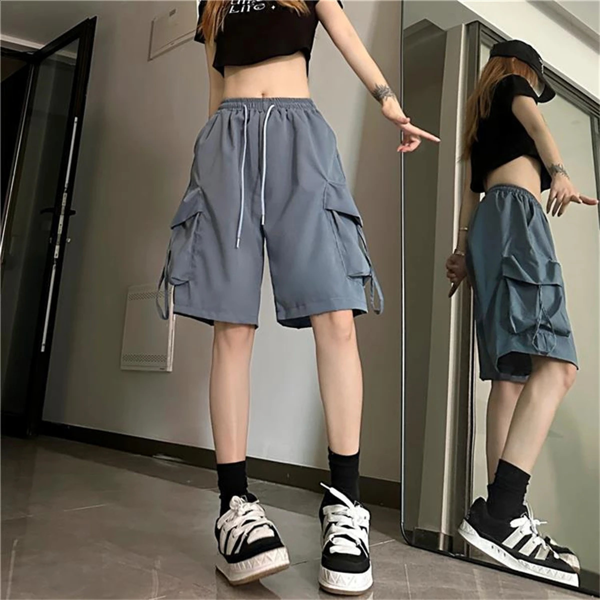 High Waist Oversized Cargo Shorts Women Summer Y2K Retro Baggy Short Pants Loose Streetwear Pockets Casual Outfit Trousers 250828