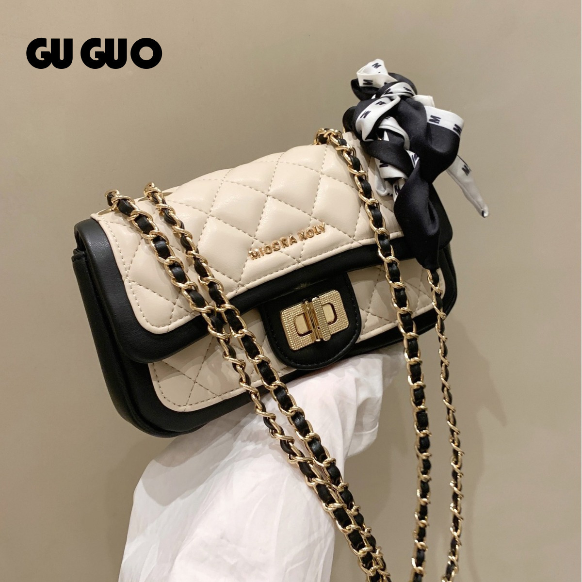 Free Shipping New Designer Bag Julie Diary Quilted Chain Small Bag For Women Summer Versatile Shoulder Crossbody Bag