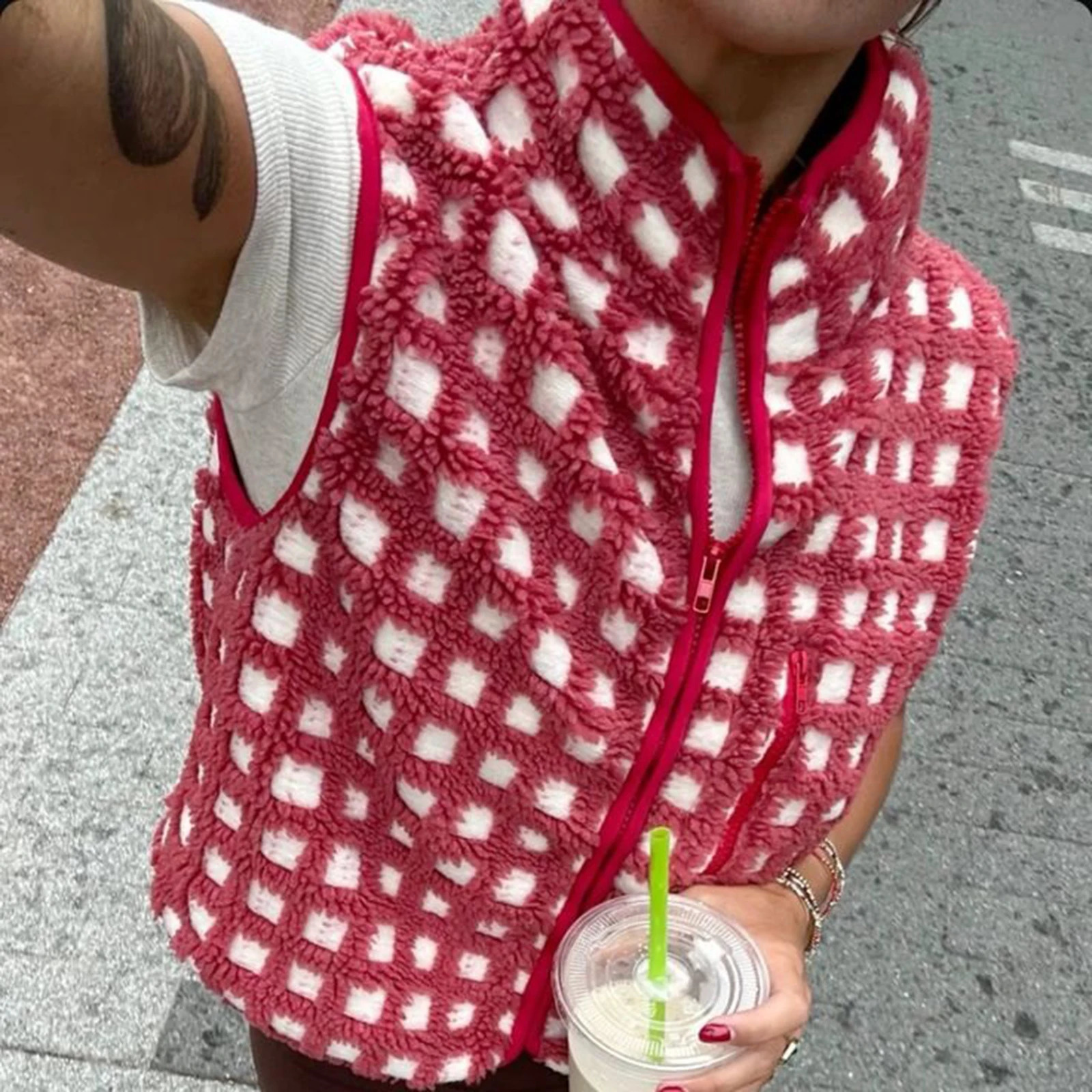 Hirigin Womens Fuzzy Checkered Vest Sleeveless Stand Collar Zip Up Cardigan Vest Jacket Spring Fall Y2K Outwear 250828