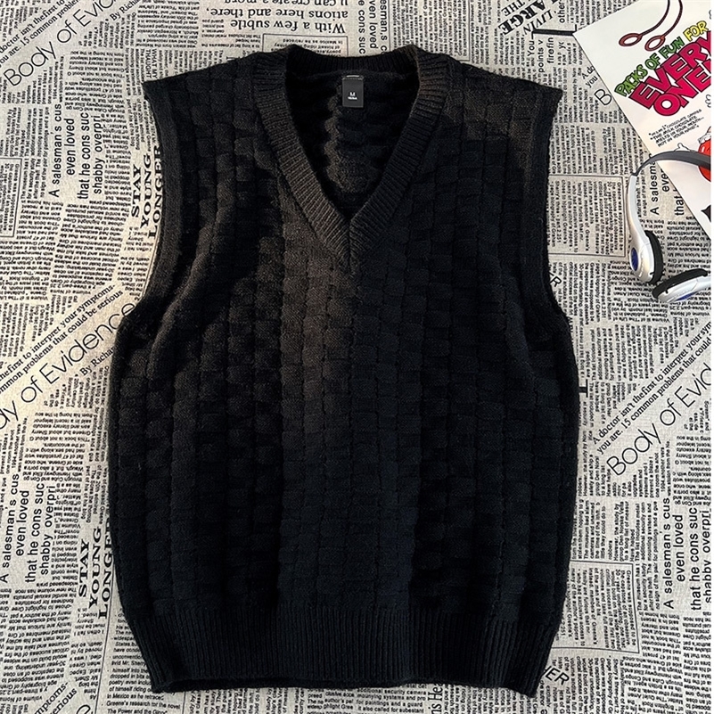 Simple Jacquard Horizontal Checkered Pattern Vest Cotton Soft Yarn Men Knitted Sweater Trendy Shoulder n VNeck Sweate y250828