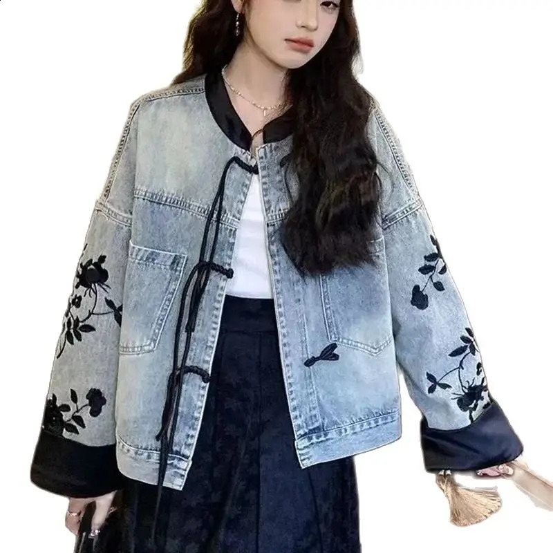Spring Autumn Short Chinese Style Denim Jacket Women Fashion Loose Casual Coil Buckle Embroidery Outerwear Female 250828