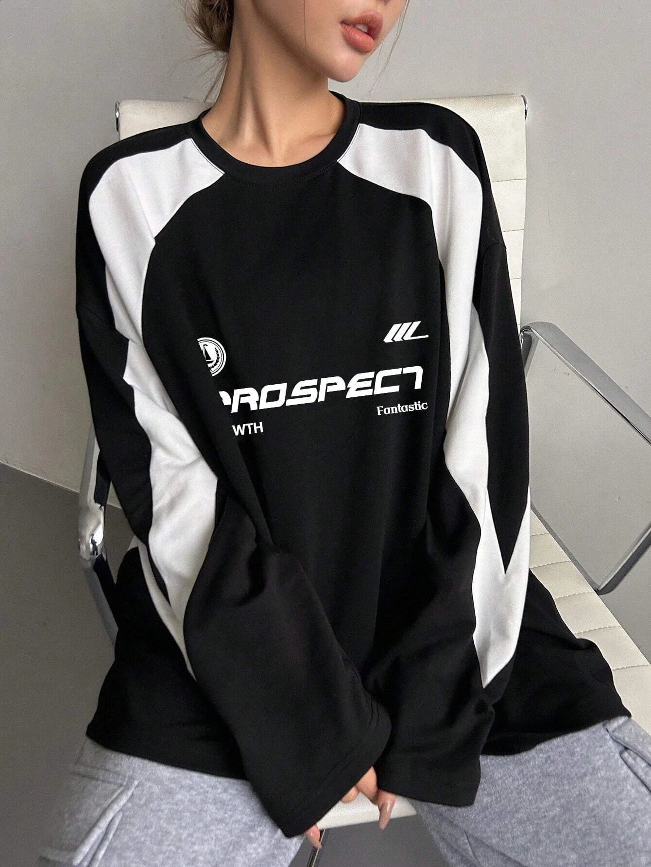 Arriavl Fashion Women Long Sleeve TShirts Vintage Patchwork Print Sweatshirts ONeck Casual Sports Pullover Oversized Tops 250828