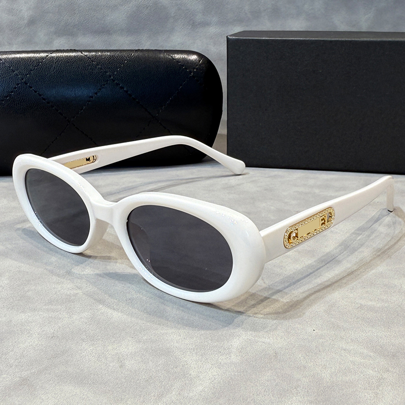 Luxury designer women's with exquisite square hollow letter logo goggles UV protection UV400 polarized men's sunglasses for the beach Exqu