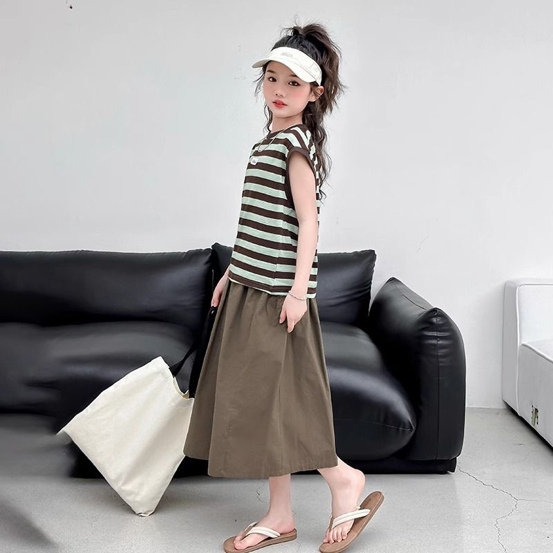 D422 Girls summer suit 2025 new children&#039;s fashionable striped vest summer big children&#039;s skirt two-piece suit-image-1079474952