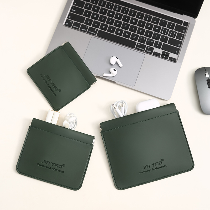 BD05 Travel-Friendly Multitool Pocket: Durable PU-Leather Digital Accessory Container