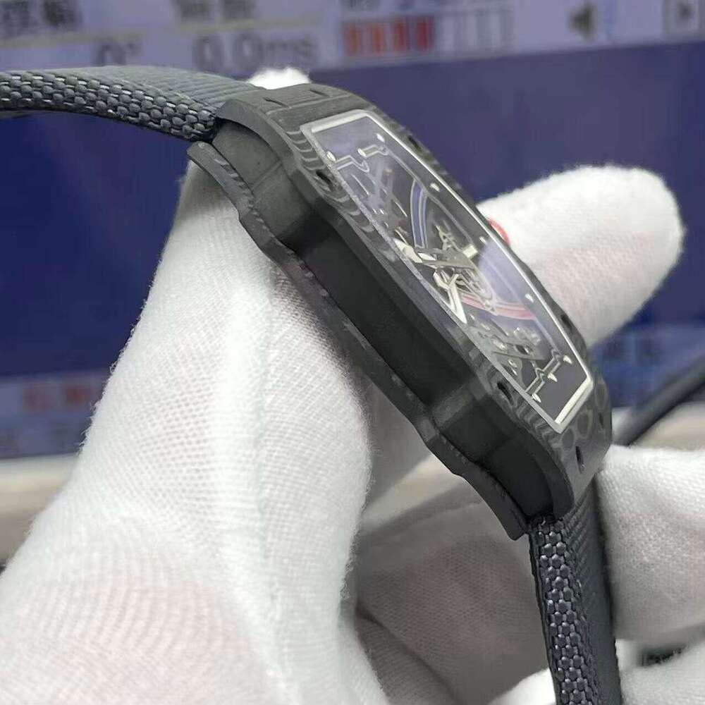 Personalized High End Carbon Fiber Designer Wristwatch Free Shipping