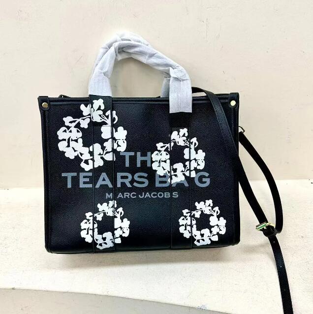 Totes Womens casual and fashionable PU leather shoulder bag large capacity travel handbag