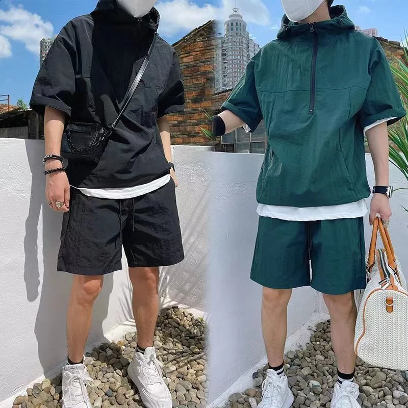 Mens Summer European and American Style Hooded Loose Zipper Two Piece Fashion Casual Beach Solid Color Shorts Set 250305