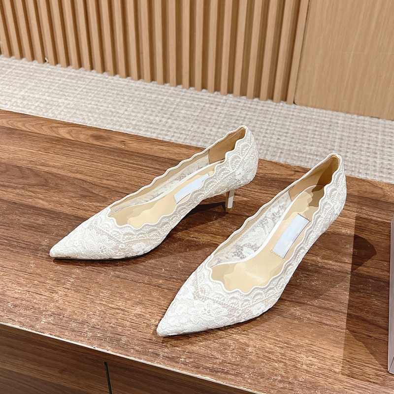 Chaton en dentelle Pompes à talon sandales pointues glissement sur style veau en cuir semelles chaussures robes d'été de mariage chaussures de fê