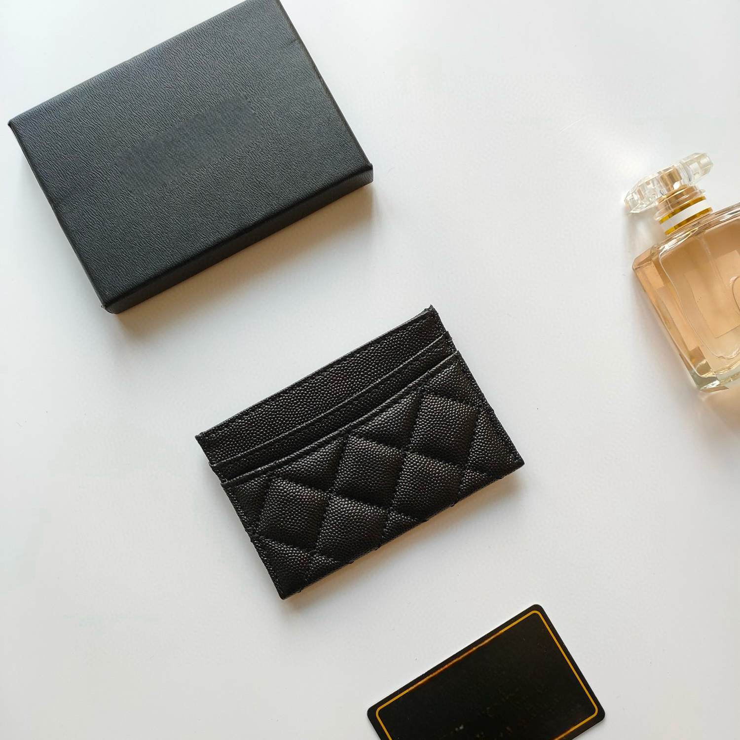 2026 Fashion luxury Leather designer wallets Caviar cowhide Pouch short cuir Credit Card Holder bags women of Inner sheepskin gold hardware Coin pur