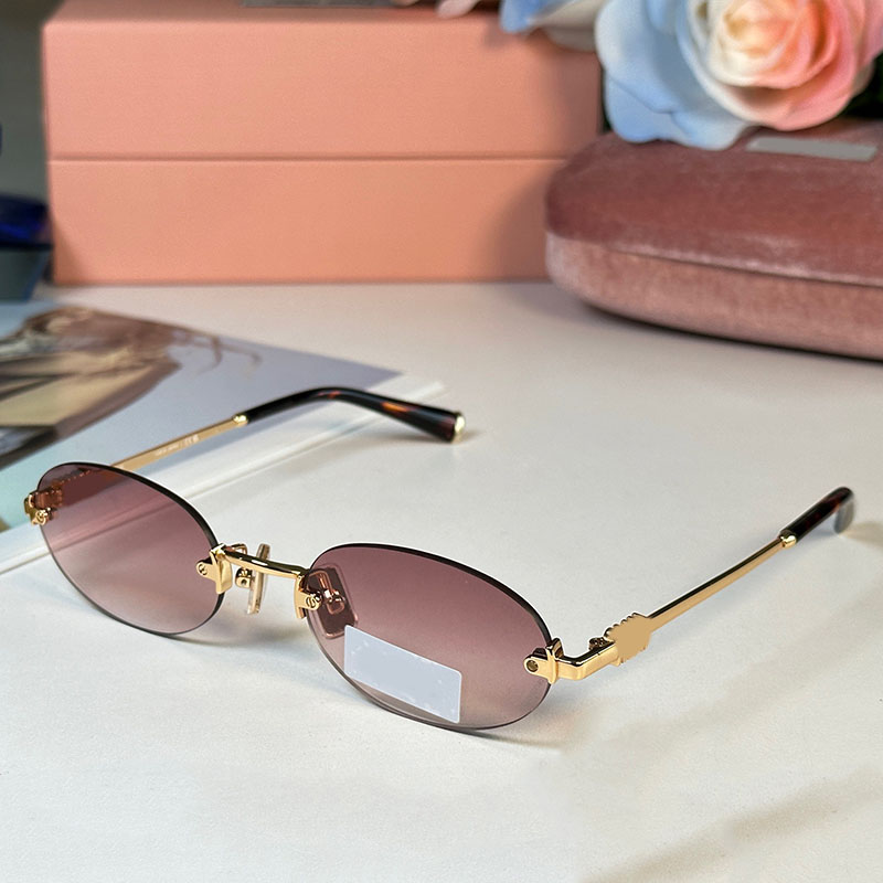 Womens Classiche Oval Sunglasses Luxury Brand Metal Ultra Light Metal Frame Sunglasses Sturdy Design Borderless Small Retro Oval Lens Designer Occhi