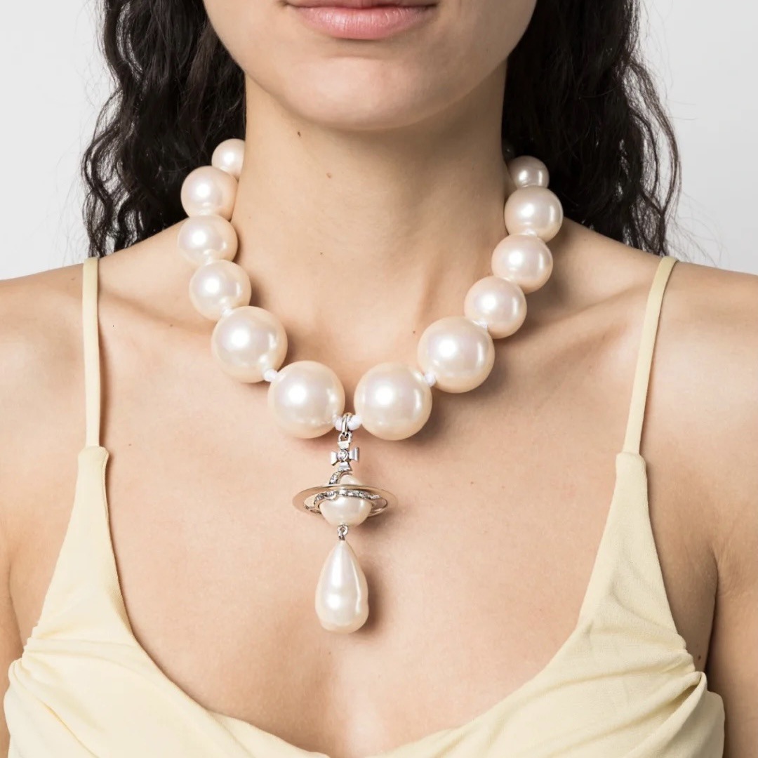 Vivienmes viviannes viviennenne vivvienne haut version douairière yi mengling collier de perles surdimension