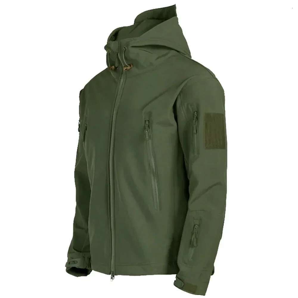 Men's Tactical Shark Skin Soft Shell Windproof Waterproof Hooded Casaco Moto Mascuo Coat Winter Motorcycle Jacket