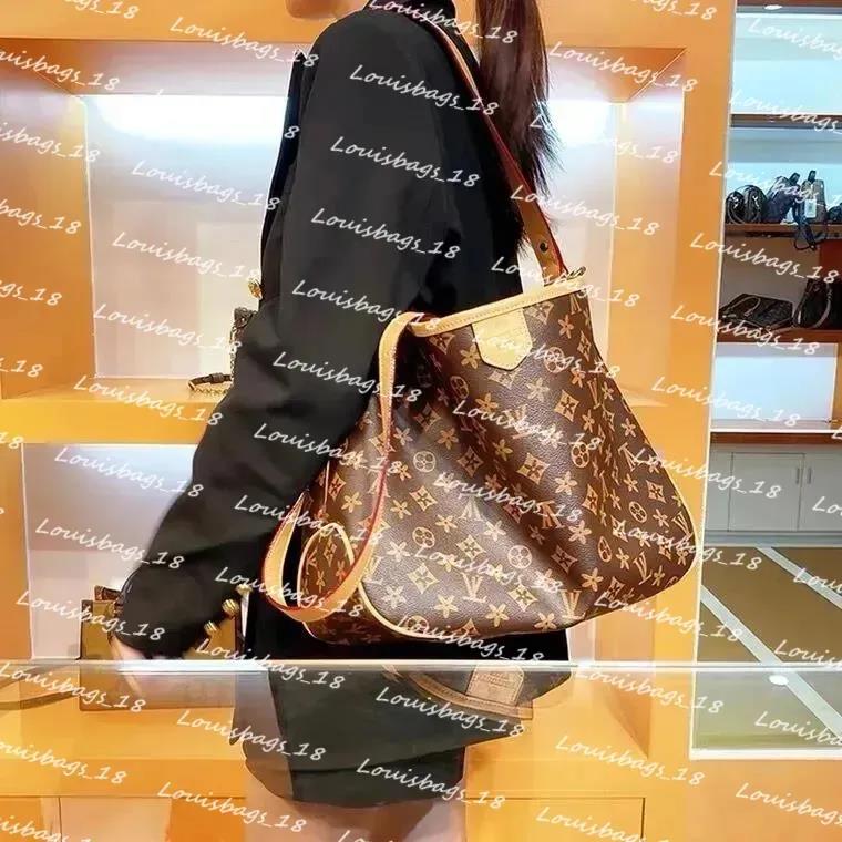2025 Luxurys Femme Designers Sacs Crossbody Flower Flower Flower Sac à main Sacs d'épalsine Fashion Composite Lady Clutch Tote Sac Shopping Femal