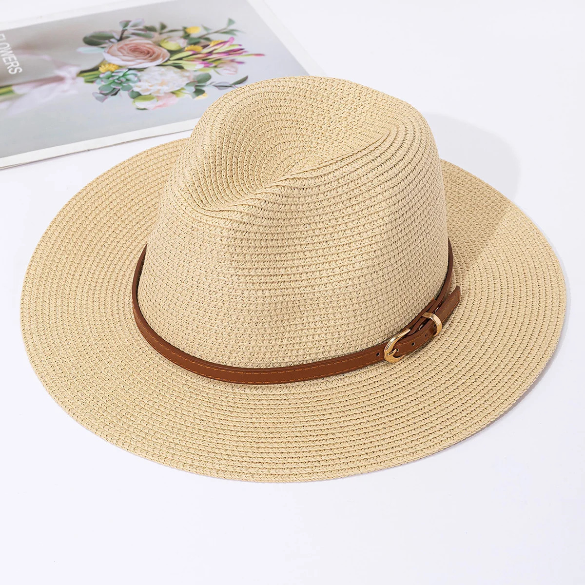 Panama straw hat female jazz top hat men and womens spring and summer straw woven fashionable sun protection and sunshade hat250304