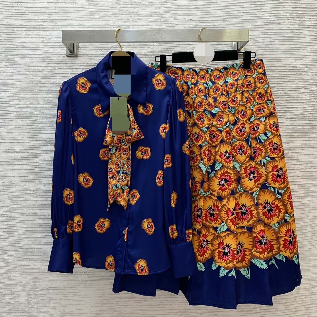 30001 2025 Spring Summer Two Pieces Sets Crew Neck Empire Black Apricot Pullover Long Sleeve Empire Long Skirt G25022049