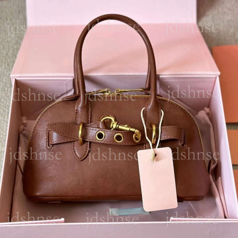 3 Ssize Designer shoulder bag Aventure Nappa leather Shell tote bag strap Luxury Womens Men hand bag Top handle pochette purse wallet crossbody mini