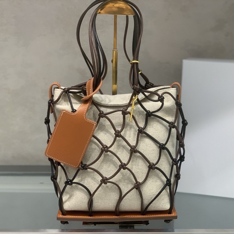 Stylish Knitted Ins Beach Tote Outdoor Cotton And Leather Shoulder Bag Two-Tone Fashion Handmade Mesh Purse And Handbag with Hollow Out Design For S
