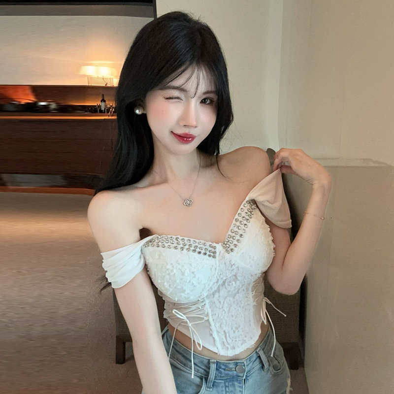 2025 Designer's New Women's Top Elegant Social Celebrity Water Diamond Belt With Chest Cushion Women's Tank Top Sexy And Charming Dat