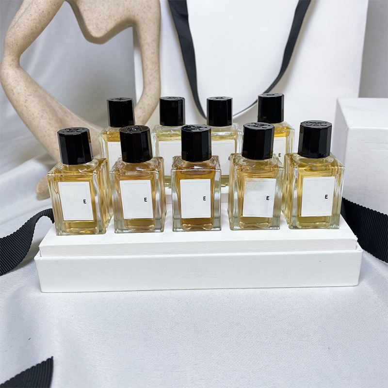 Femmes Perfurme Designer Men Fragrance Femmes Perfuge haut de gamme 100 ml Cologne neutre échantillon de parfum dur