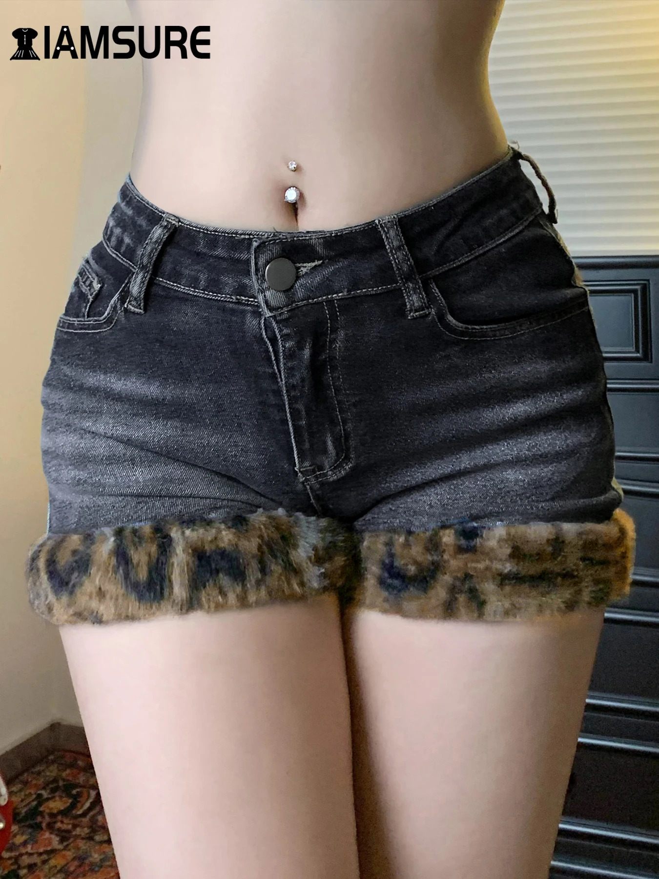 IAMSURE Casual Slim Patchwork Fur Trim Denim Shorts Y2K Basic Pockets Low-Waisted Shorts Women 2025 Spring Autumn Streetwear 250310