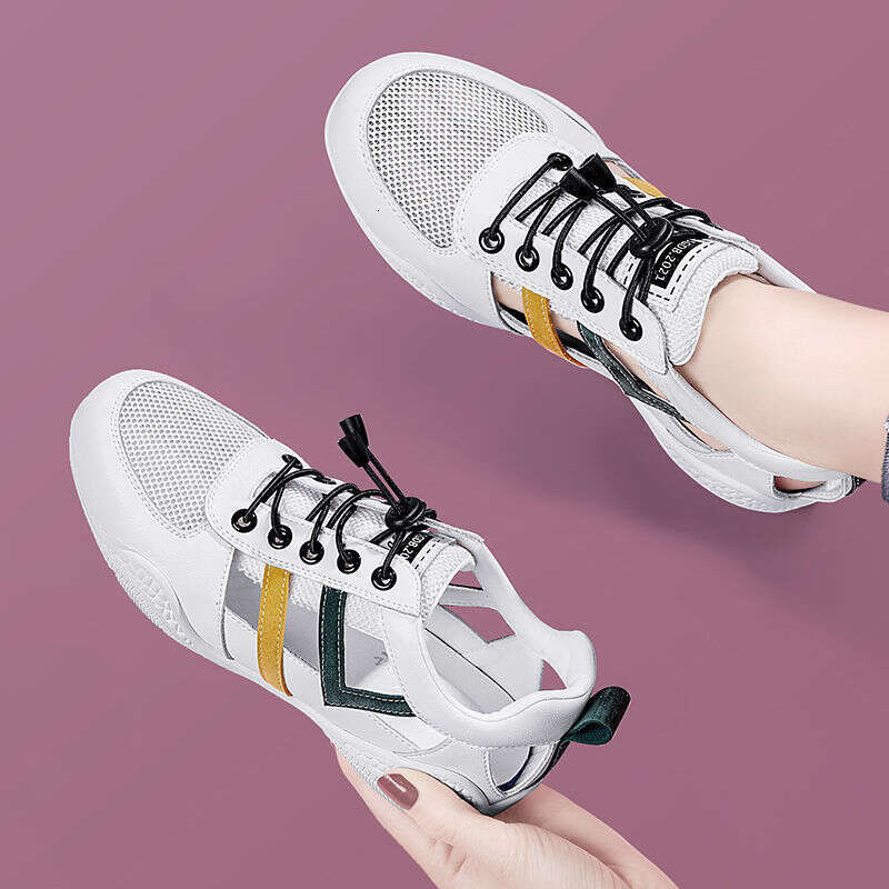 2026 Cut size casual sandals, women's flat summer hollowed out breathable mesh shoes, versatile white shoes for students