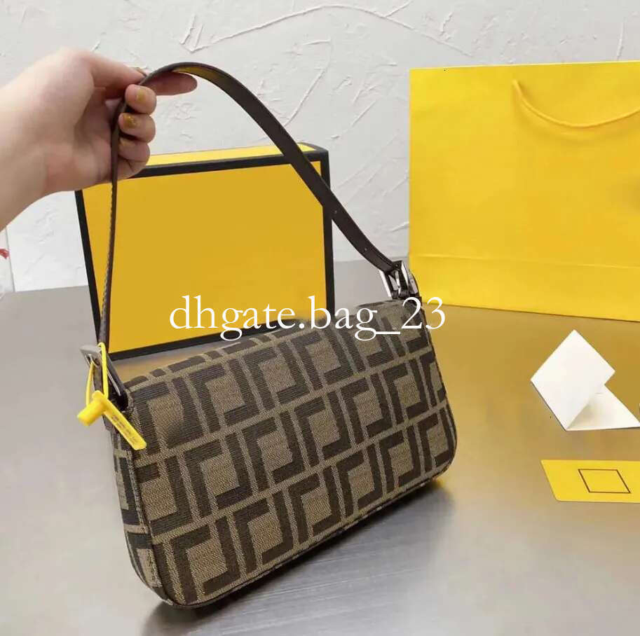 Sac de soirée Designer Femmes Baguette sac fourre-tout Fashion Crossbodyborbag ​​à main