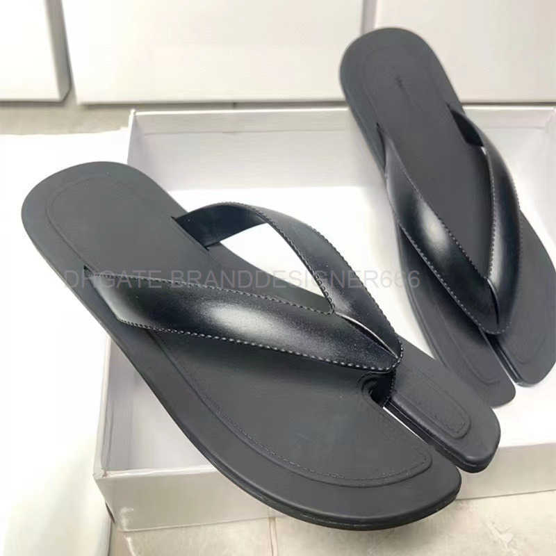Slippers niche design split toe herringbone flip flops for women 2026 new mens and womens flat bottomed sandals in large size