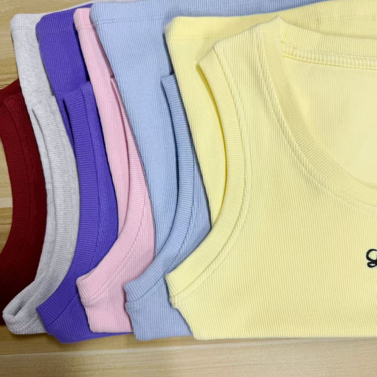 Cropped Top T Shirts Women Knits Tank Top Designer Embroidery Vest Sleeveless Breathable Knitted Pullover Womens Sport Tops
