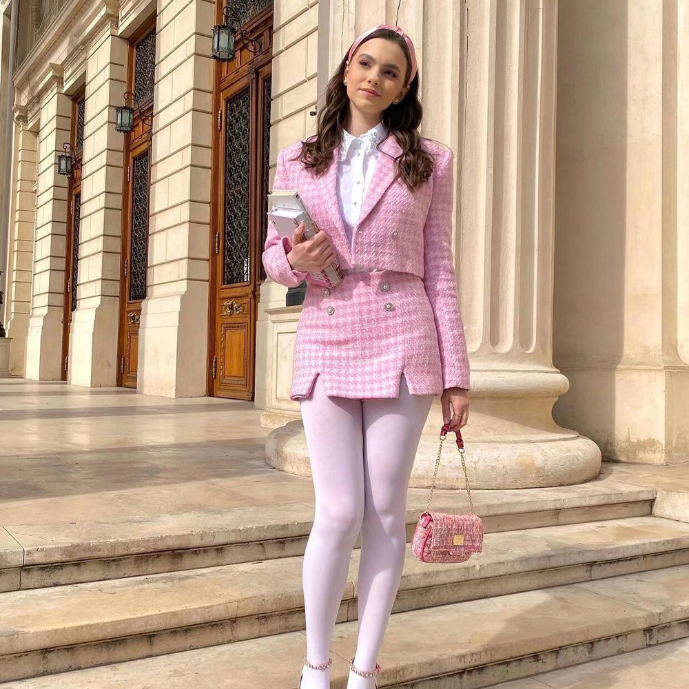 Vêtements féminins du printemps et d'été 2025 Nouvelle texture veste de costume décontracté + shorts set 250317