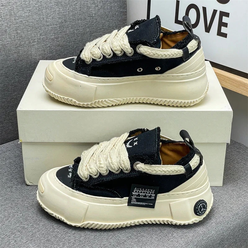 vente de chaussures en toile polyvalentes pour femmes, modèles décontractés à semelles épaisses 250317