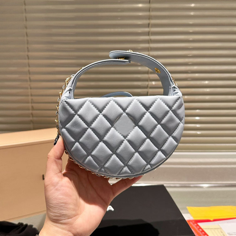 Mini Pochette Designer Femme Clutch Ronde Anse Métal Doré Boucle Réglable Matelassé Diamant Porte-Monnaie Luxe Cuir Trousse Cosmétique 12 cm