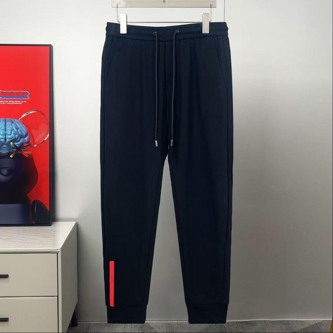 6aaa Designer pour hommes pantalons de piste joggeurs sportifs TROUSES Bottoms Lettres à crampons ajustement Supports Capris Terry Street Long Pa