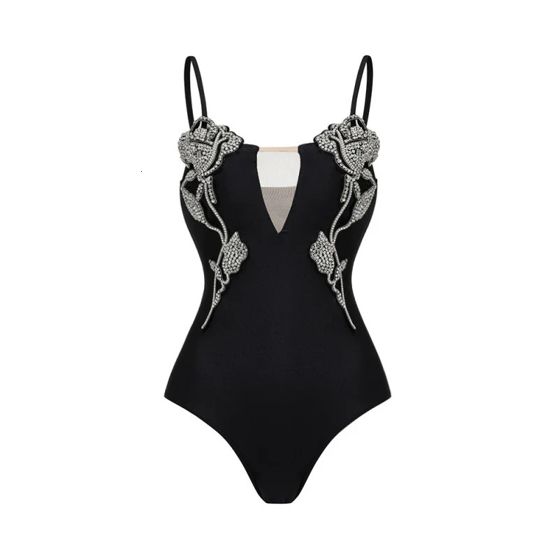 Maillot de bain monochromatique en une pièce pour les femmes Fourniture de diamant à la main de haute qualité 250317