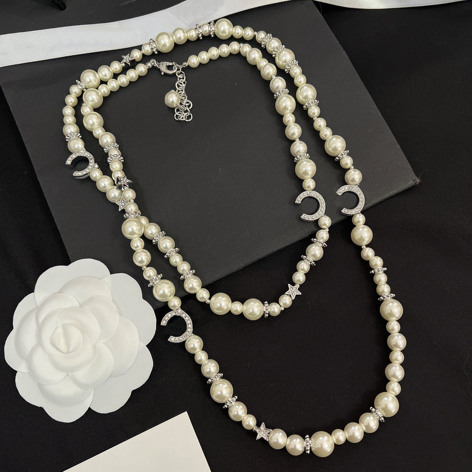 Pearl Chain Luxury Necklace New Designer Jewelry Long Chain Gifts for Women Boutique Pendant Necklace Winter Birthday Travel Charm Jewelry Neckla-image-939864960