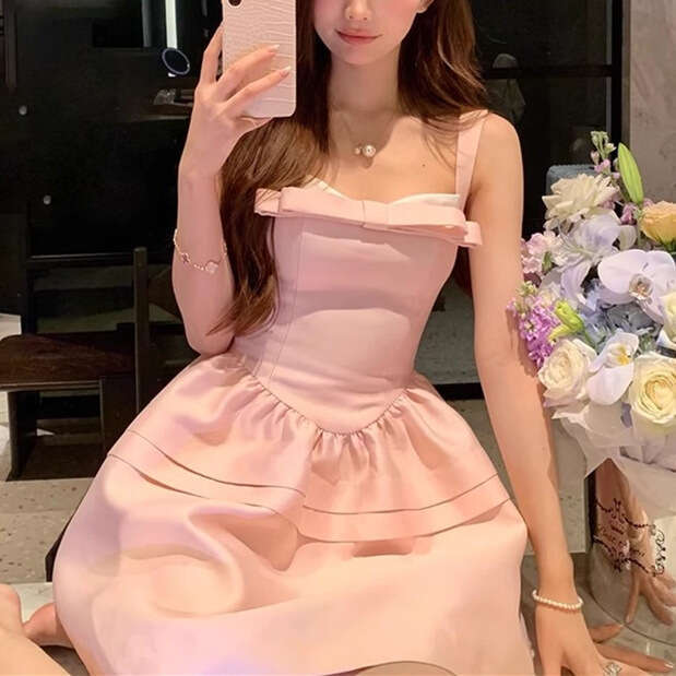 Best-seller robe caraco à nœud rose pour femmes en été avec tempérament français, jupe amincissante et moelleuse douce, jupe courte princesse Ddm