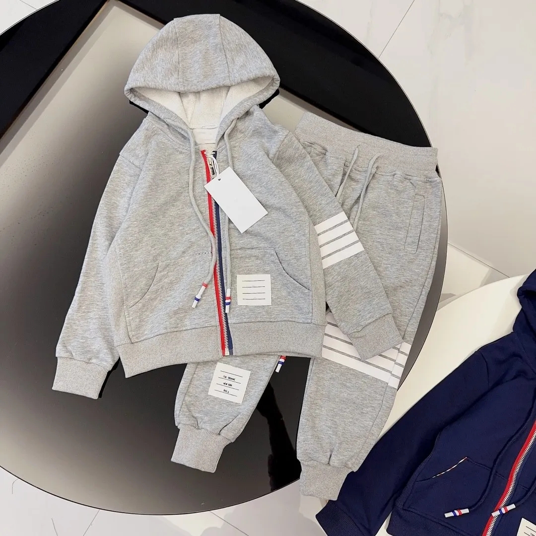 Baby Two Piece Set Designer Hoodie Kids Vêtements Toddler Zipper Girls Boys Boys Long Sleeve Pant Top Brand Children Childre