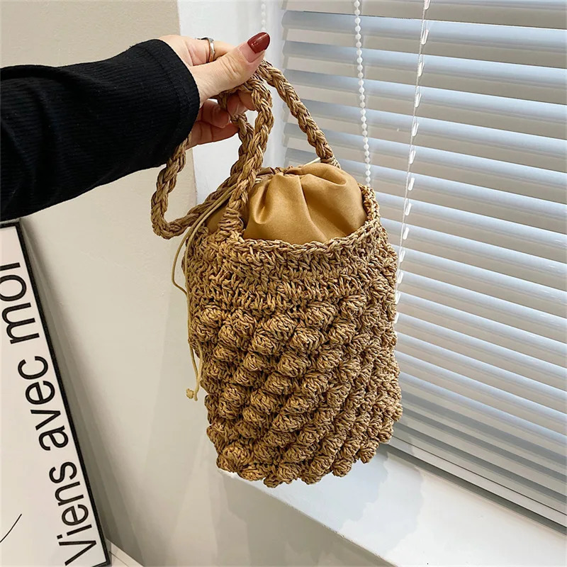 Yogodlns Summer Grass Shoulder Bag Womens Large Capacity Lattan Bucket Bag Handmade Womens Beach Bag Fashion Vacation Handbag 250318