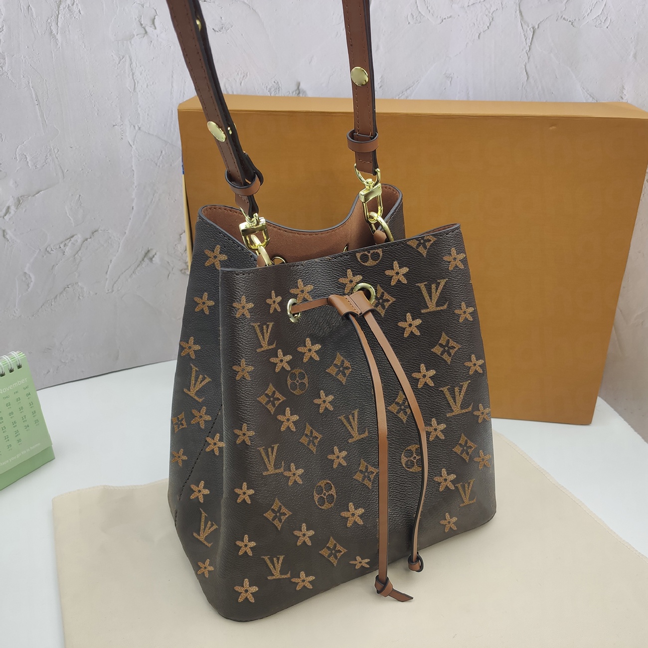 2025 High Quality The Tote Large Book Totes Purses Designer Woman Handbag Women Bags Travel Bucket With Dust Bag