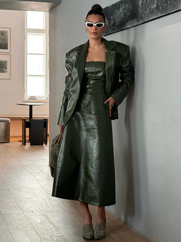 Sexy Off épaule en cuir en cuir robe sans bretelles robe longue tenue revers lâche veste à manches pleines mode deux pièces 250321