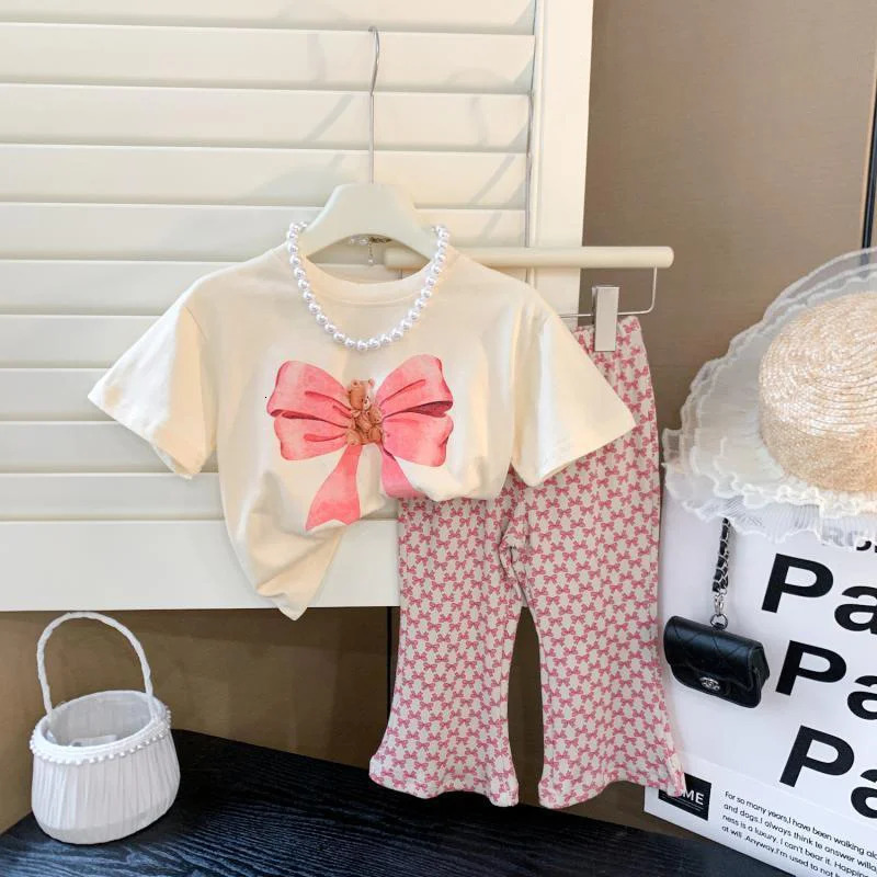 Girls Princess Clothing Set Summer Kids Kids Short Sleeve Topsflared Pant 2PCS Children Bow Print Cost Fashion Tenues 1-8 ans 250324