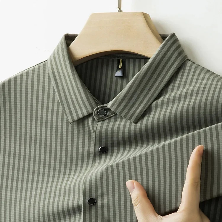 Summer Fashion Mens Short sleeved Striped Collar Business Casual Shirt 250326BJ