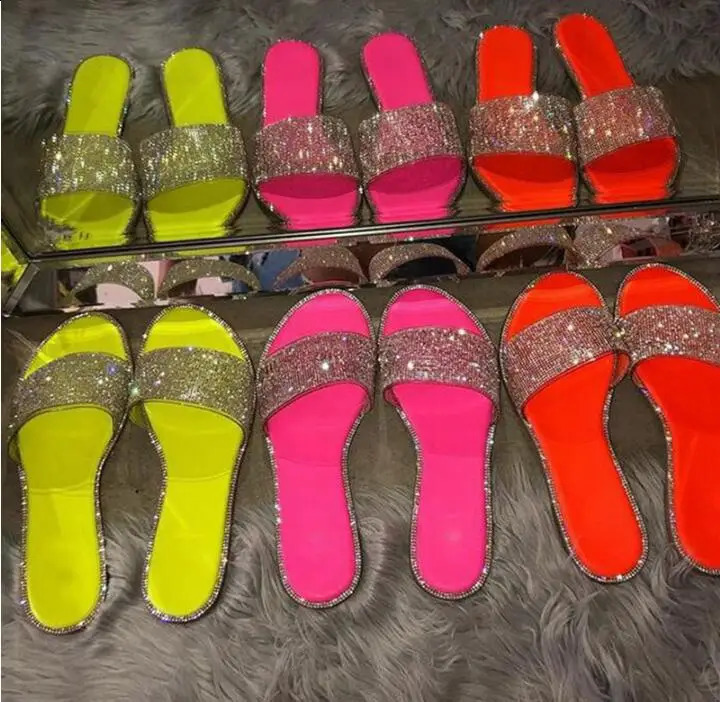 Glitter Slippers Women Summer Fashion Bling Female Candy Color Flip Flops Beach Diamond Flat Shoes Outdoor Sandals 250327