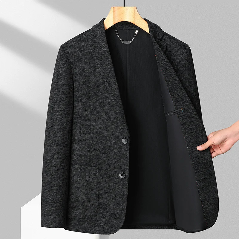 Autumn Burst solid color mini suit jacket suitable for business and leisure offices fully matched with high-quality fabrics comfortable mens wear 25