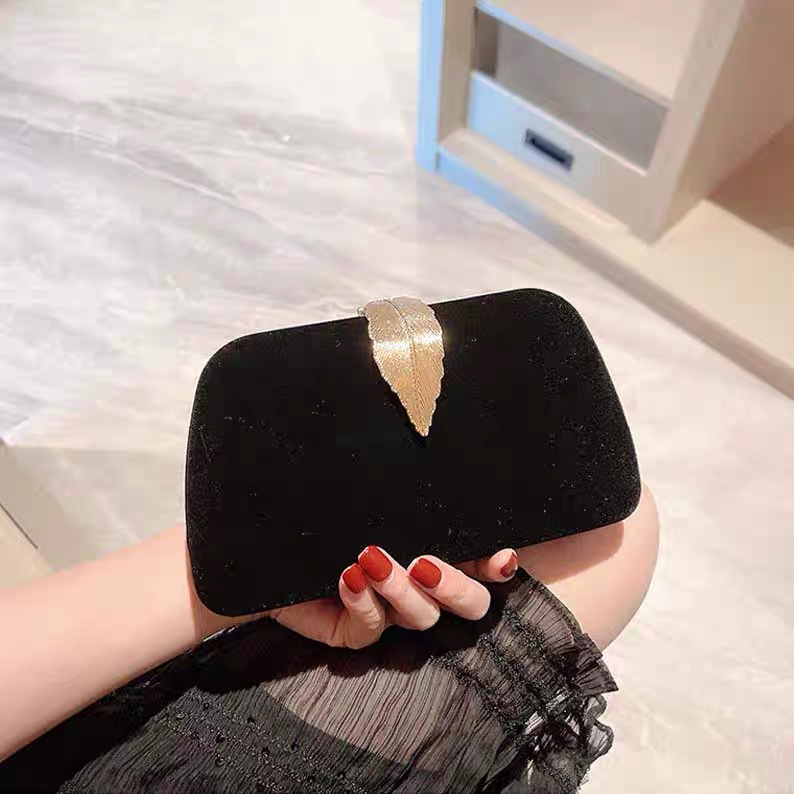 SL06 Elegant Women's Velvet Party Bag Featuring Sparkling Diamond Details Versatile Suede Clutch Suitable for Formal Outings