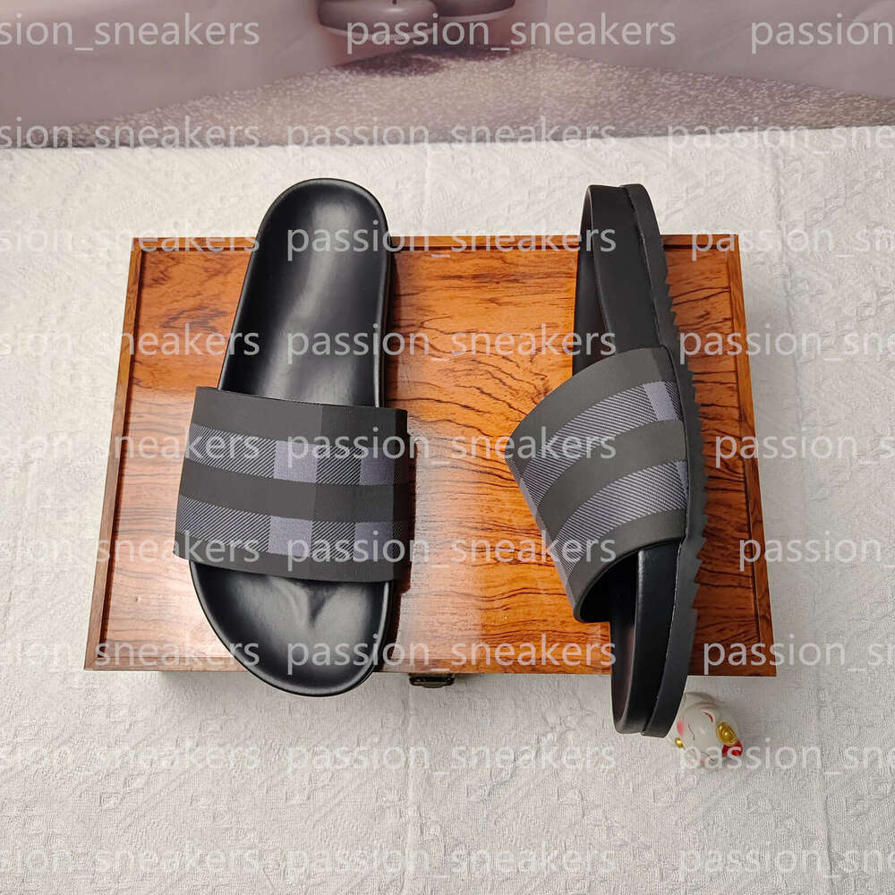 Designer Check Slides Vintage Printing Tartan Slippers thick-soled Sliders Mens Furley Archive Beige Print Embossed Slide Dark Cerulean Blue Mangrov