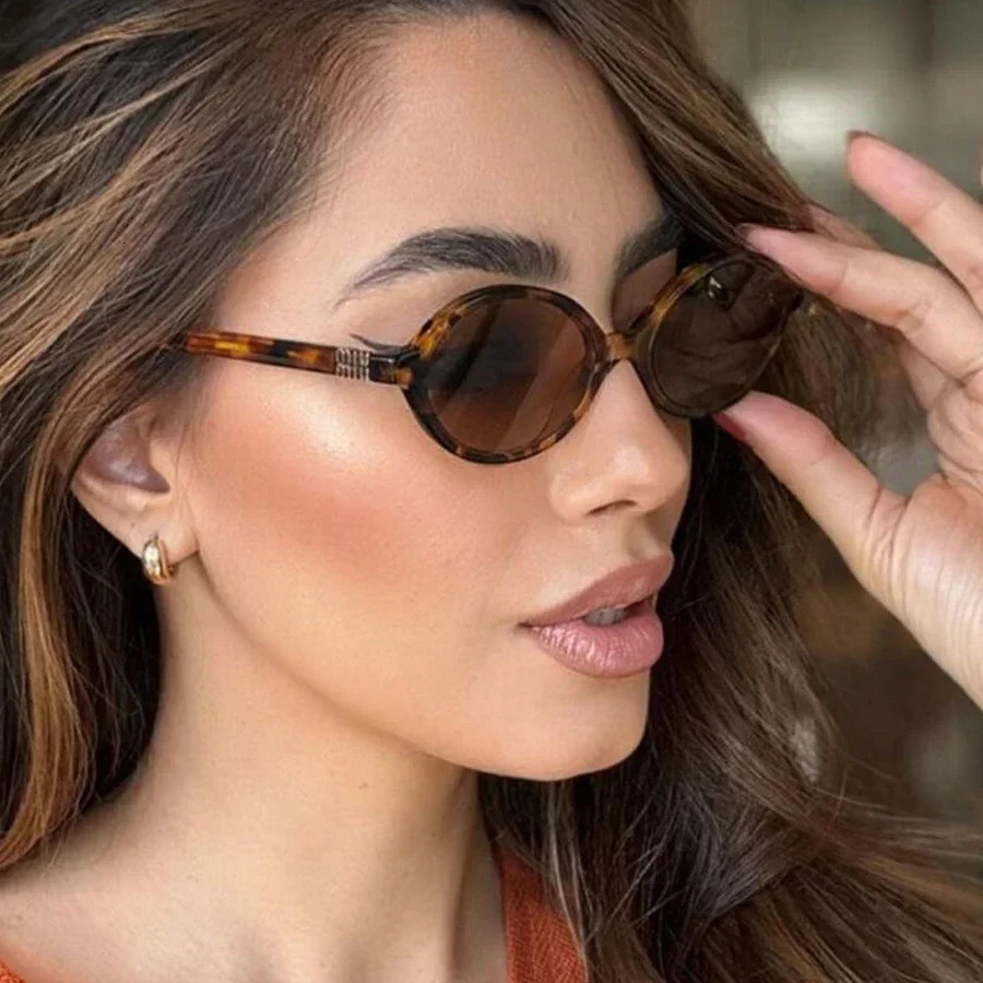 2026 New Retro Oval Fashion Elegant cologne Gradient Sunglasses For Women Y2k perfume Travel Outdoor Sunshade Designer
