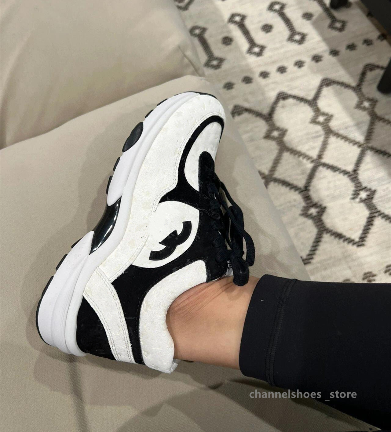 Luxury designer Women Mesh Breathable Casual Sneakers Lace-up Black White logo Shoes Ladies Platform Sneakers Female Shoes oversized Zapatos De Muje